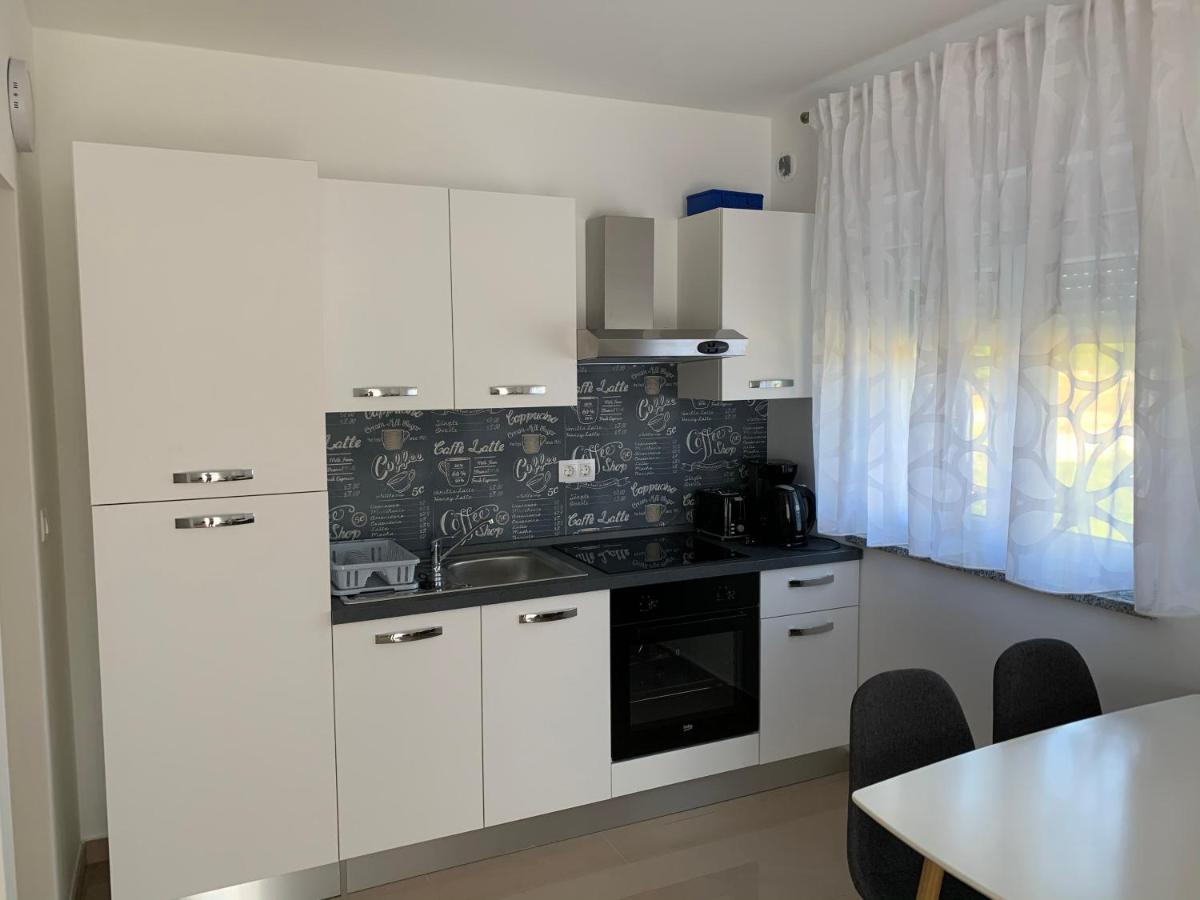 Апартаменты Apartman Ki Пула Экстерьер фото